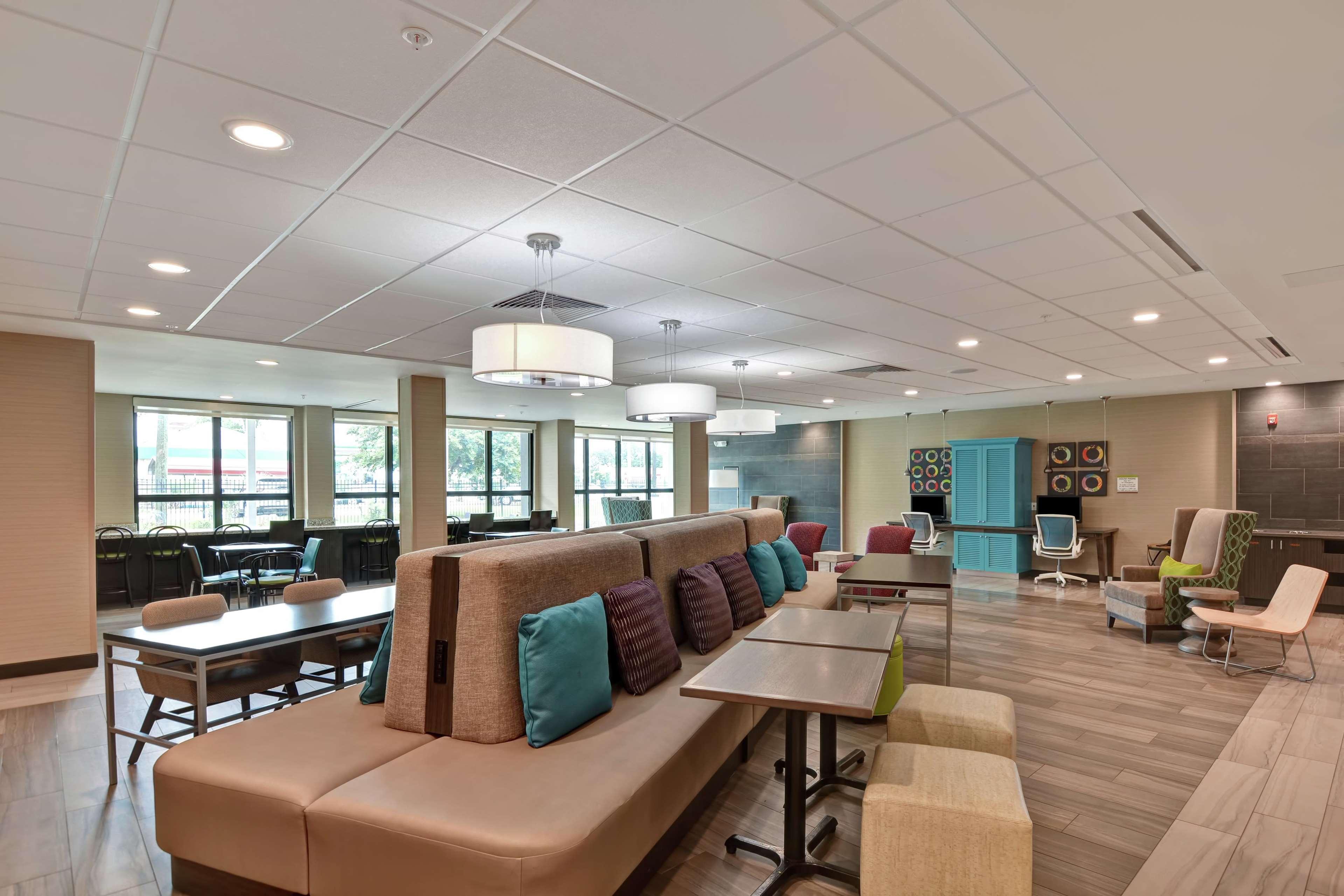 Home2 Suites Pensacola I-10 At North Davis Hwy Экстерьер фото