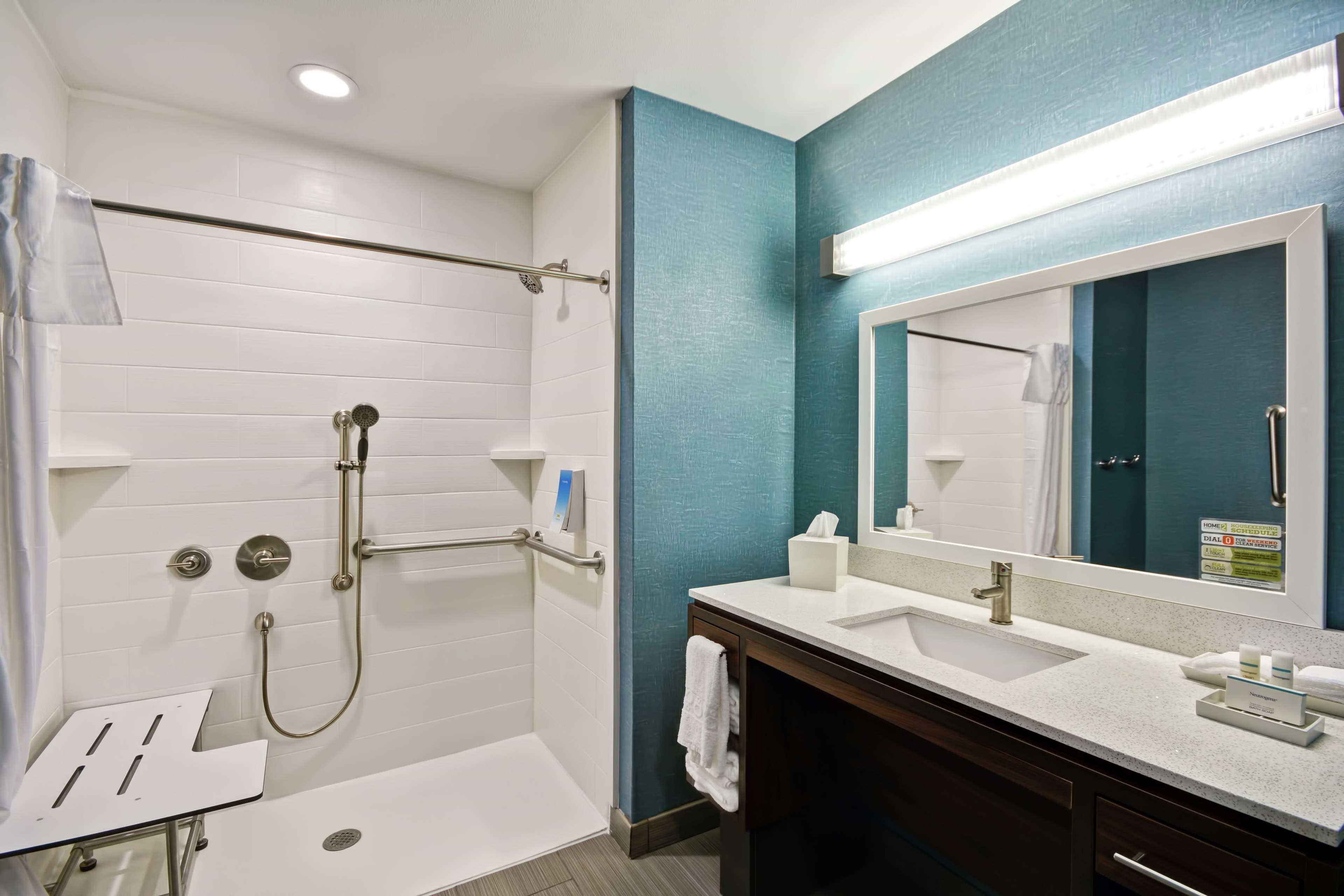 Home2 Suites Pensacola I-10 At North Davis Hwy Экстерьер фото